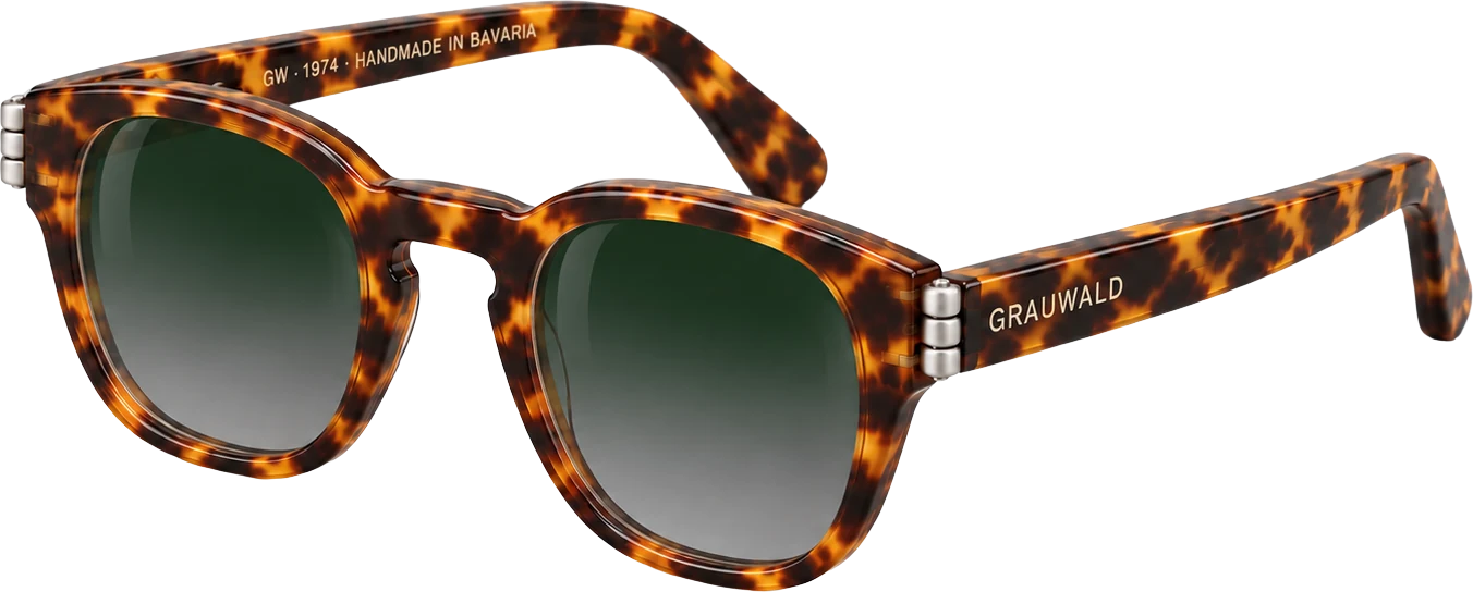 GRAUWALD CN-05 in Schildpatt Amber, three-quarter view