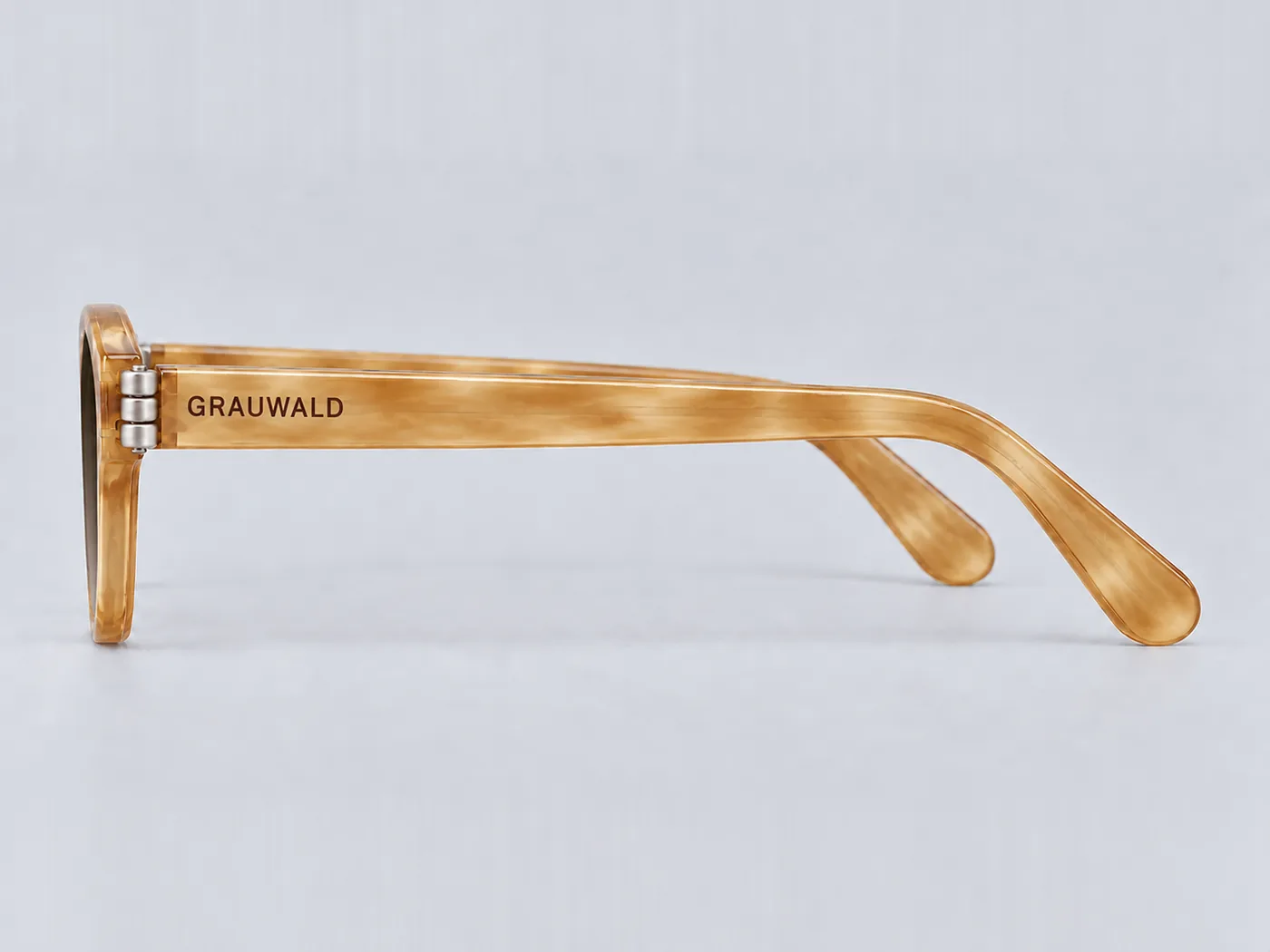 Honig Blonde acetate, temple profile